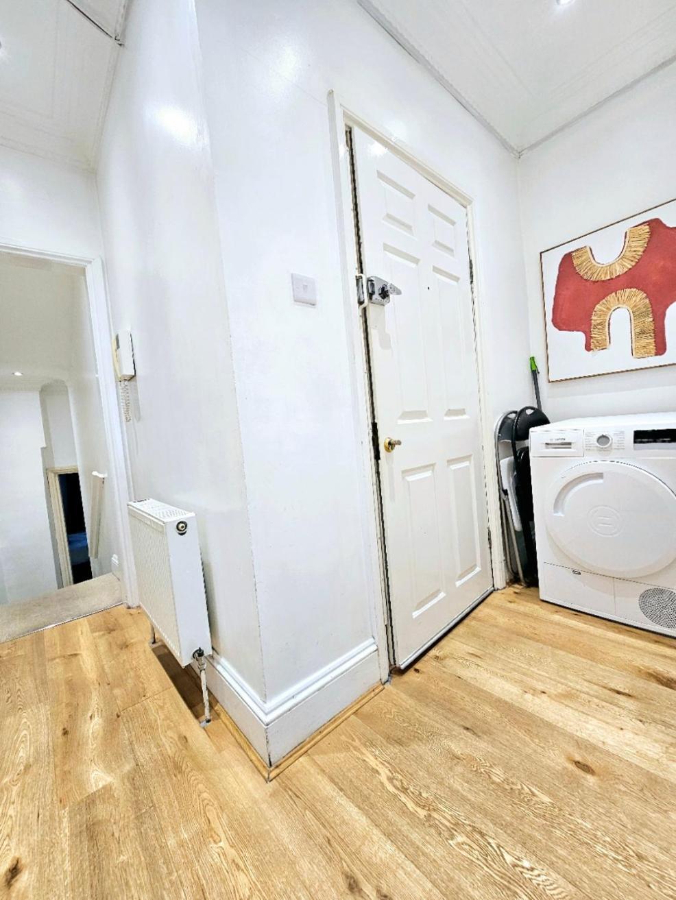 Charming Home With Private Balcony, On 1St Floor, With 2 Bathrooms, 3 Min Walk To Earl'S Court Station London Ngoại thất bức ảnh